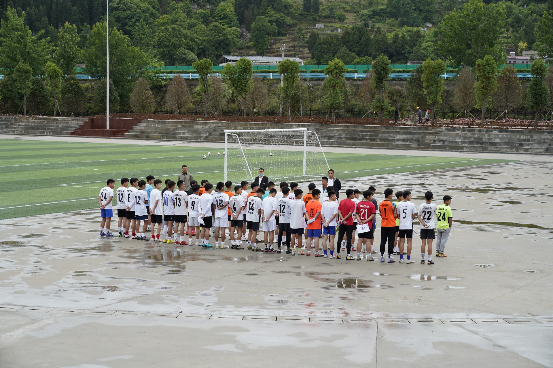 普定县第一中学举行2022年体育艺术类特长生自主招生考试